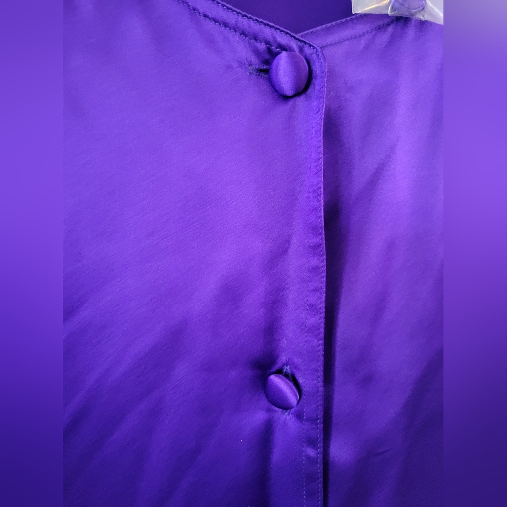 NWT Vintage Victoria’s Secret Gold Label 100% Silk Sleep Shirt Purple Medium - Picture 6 of 9